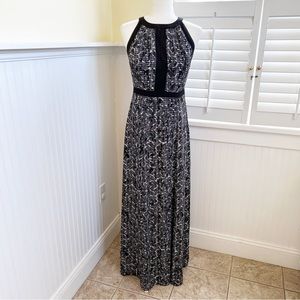 White House Black Market NWT Black & White Print Sleeveless Maxi Dress Size 2